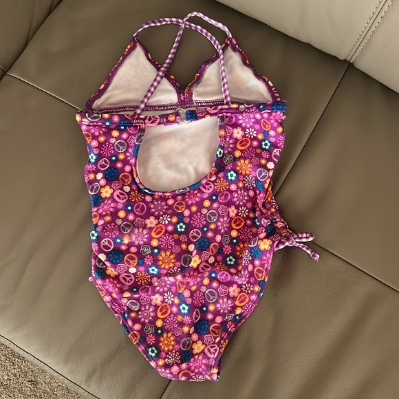 Angel Beach size 5 toddler Swimwear - Picture 2 of 16